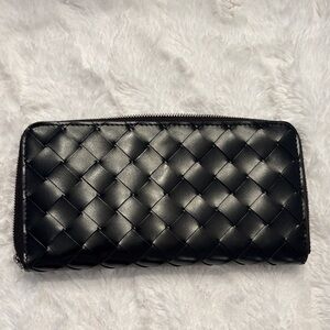 Bottega Veneta Black Woven Leather Wallet